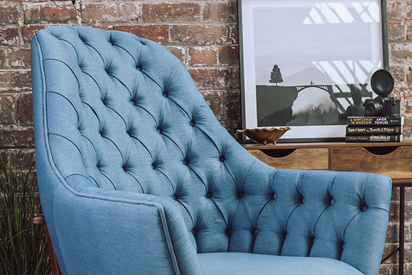 New or Reupholster? Benefits of Upholstery