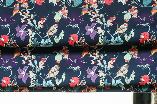 The Benefits Of Choosing Bespoke Roman Blinds Over Ready-Made Roman