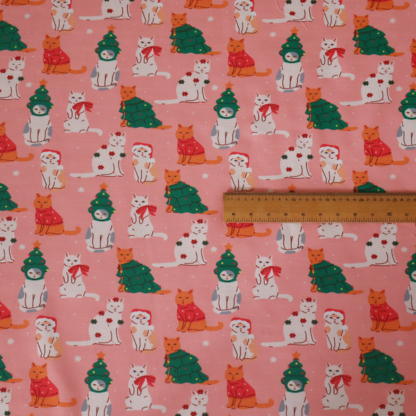Cats At Christmas Theme Furnishing Fabric DP-23