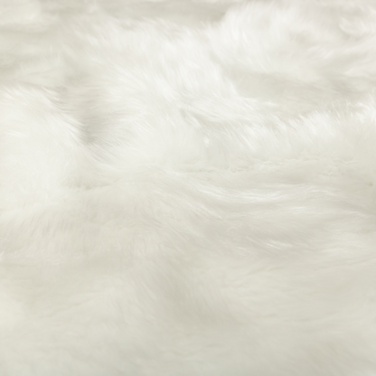 Silkie Faux Fur Material White Colour Fabric CTR-2424