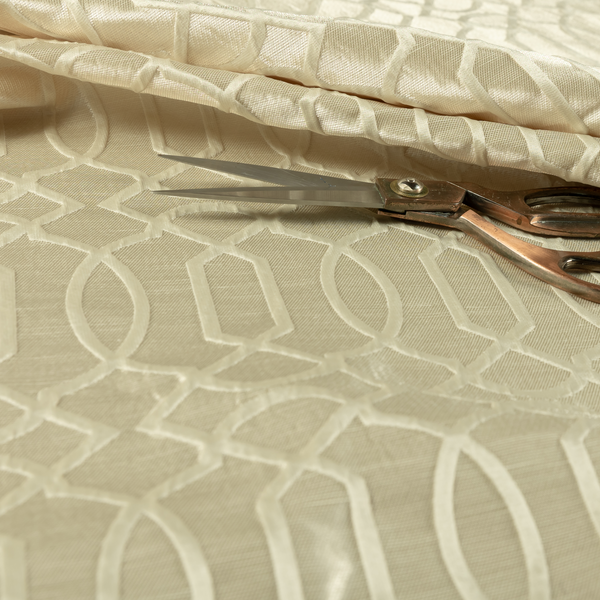 Paradise Trellis Pattern In Cream Upholstery Fabric CTR-2529