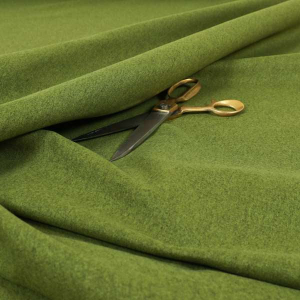 Como Soft Wool Effect Plain Chenille Quality Upholstery Fabric In Green Grass Colour