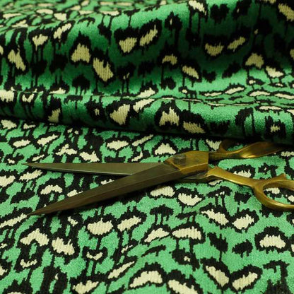 Green Black Colour Jungle Falling Leafs Pattern Soft Velvet Upholstery Fabric JO-1021